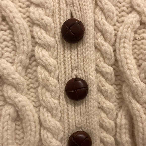 Jack Wills Women’s Cream Knot Button Cardigan SZ US 6 - Picture 3 of 5